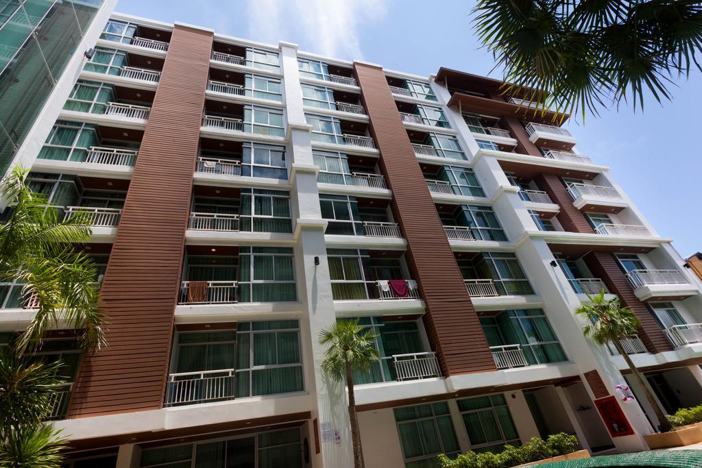 Icheck Inn Residences Patong Esterno foto