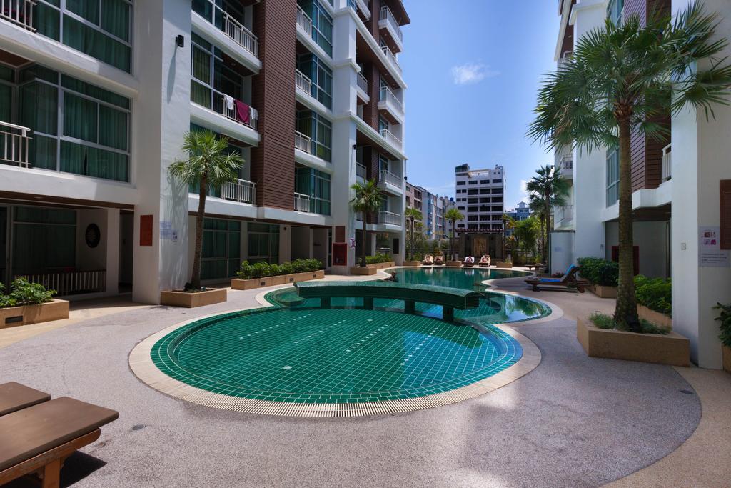 Icheck Inn Residences Patong Esterno foto