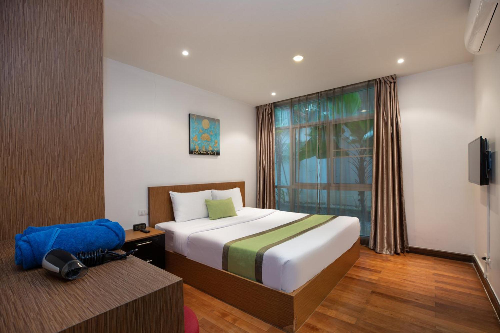 Icheck Inn Residences Patong Esterno foto
